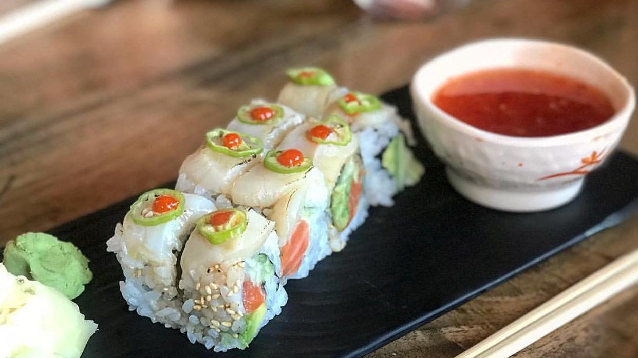 super bowl sushi roll